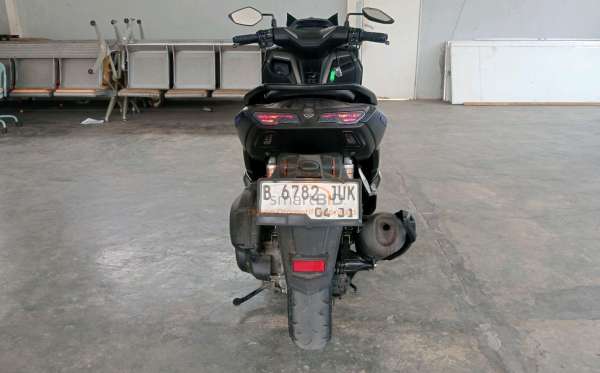YAMAHA  NMAX