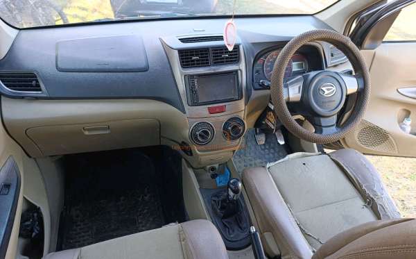 DAIHATSU  XENIA