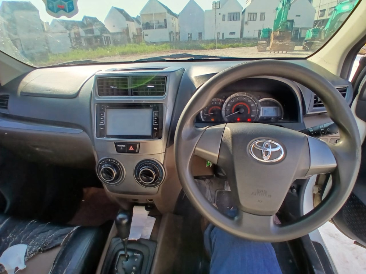 TOYOTA AVANZA  1.3 G