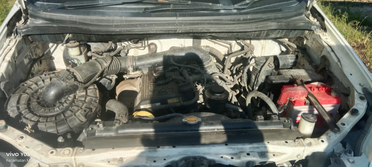 TOYOTA INNOVA  G