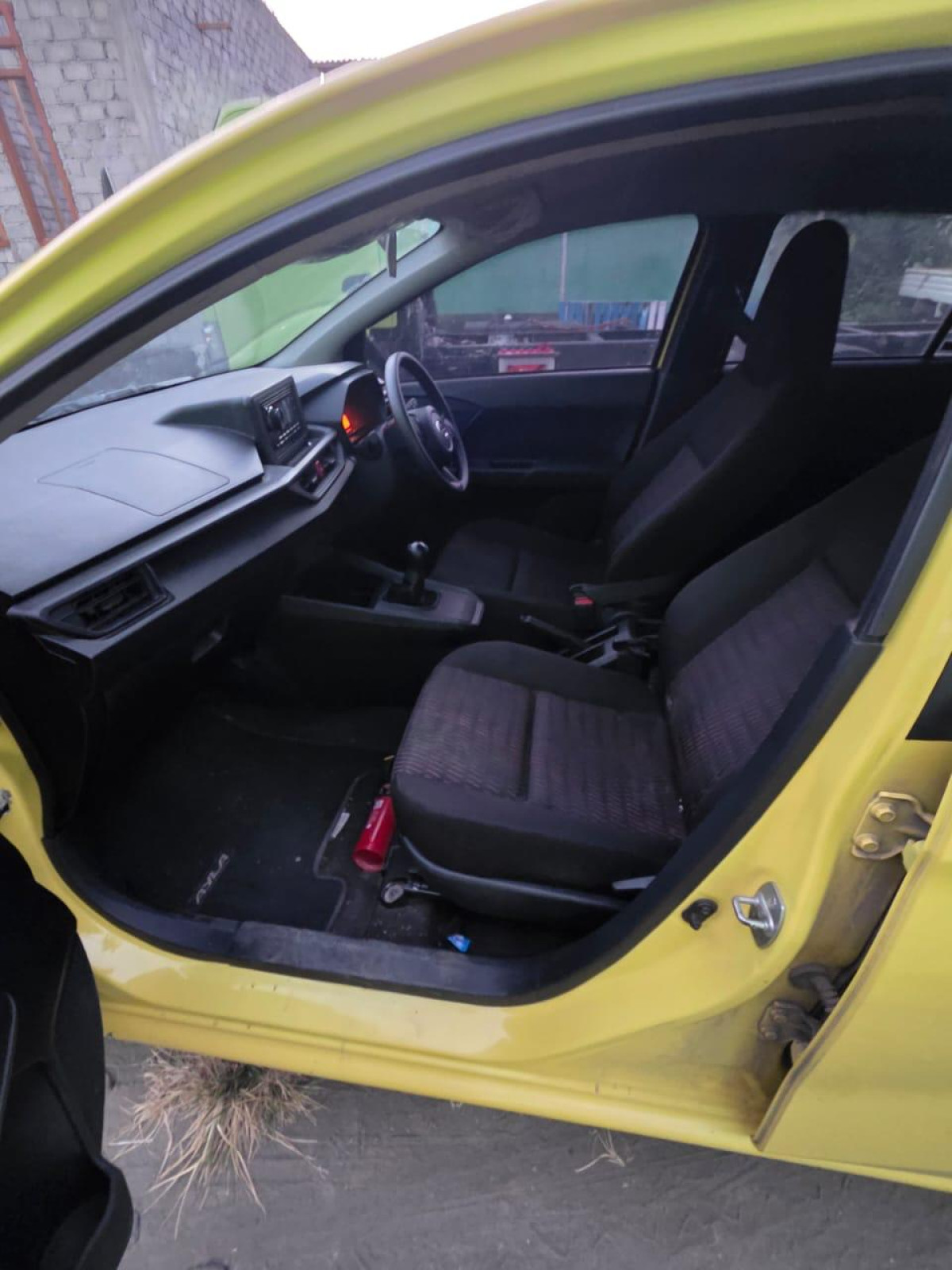 DAIHATSU AYLA  1.0 X