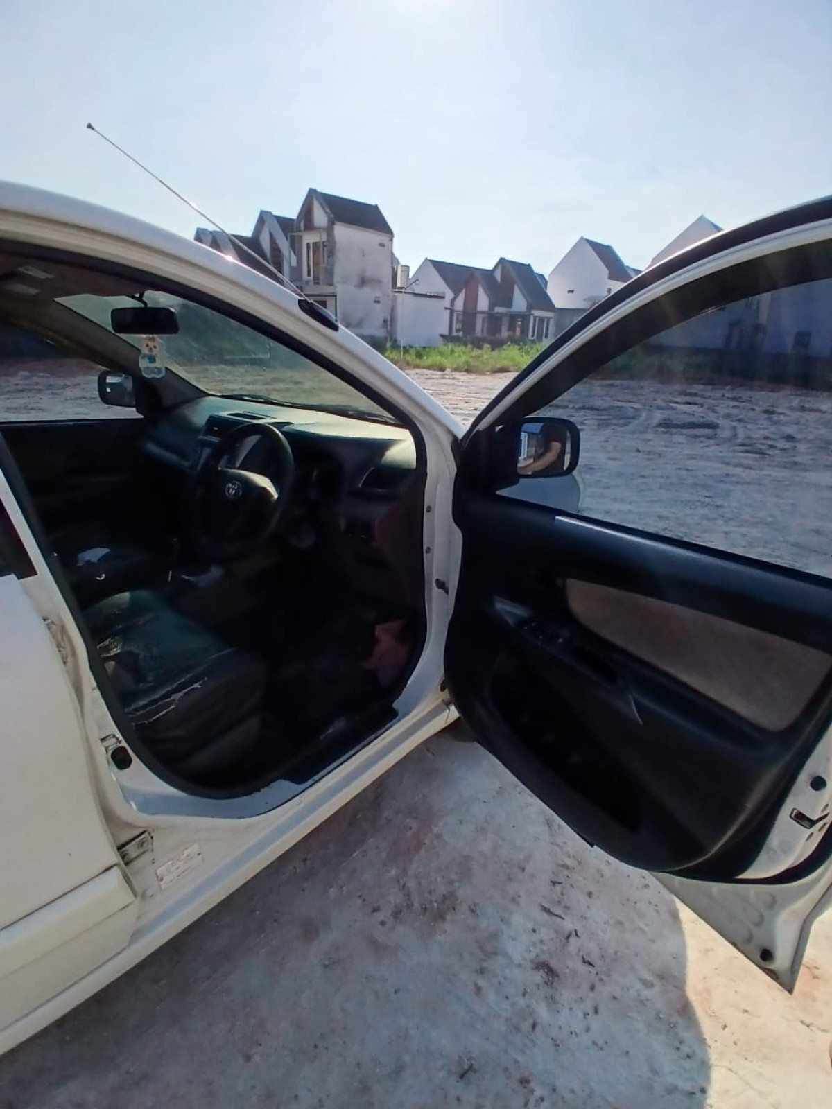 TOYOTA AVANZA  1.3 G
