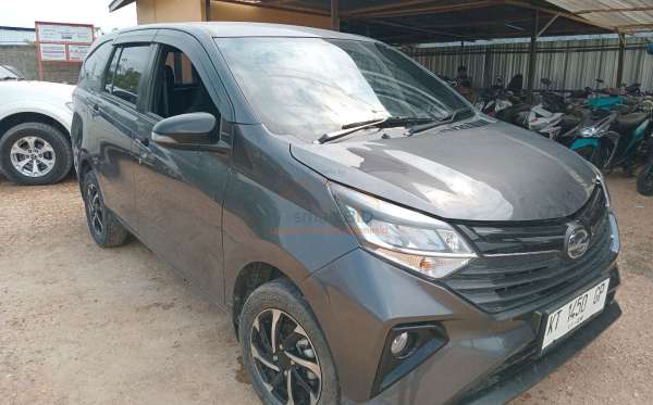 DAIHATSU SIGRA R