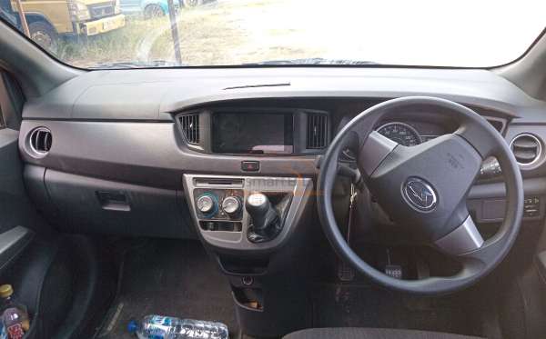 DAIHATSU SIGRA R