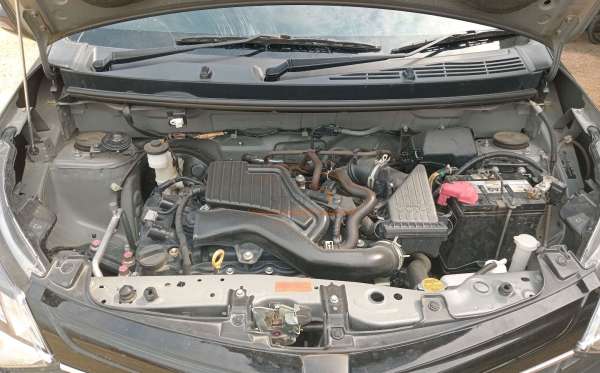 DAIHATSU SIGRA R