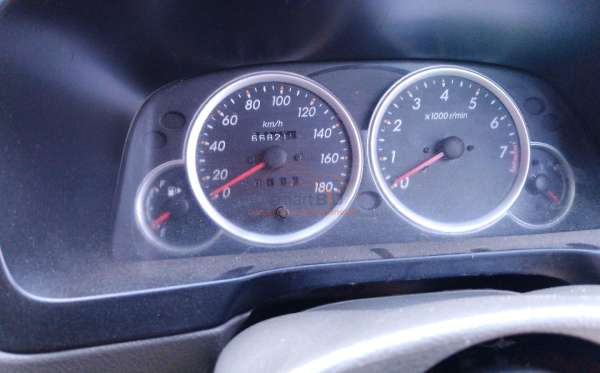 DAIHATSU XENIA