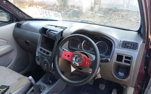 DAIHATSU XENIA