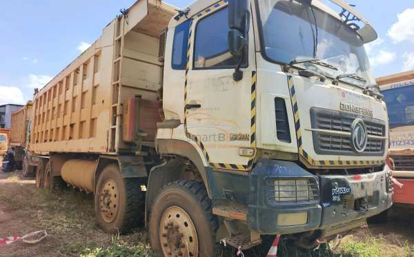 DONGFENG  DUMPER TRUCK  8X4