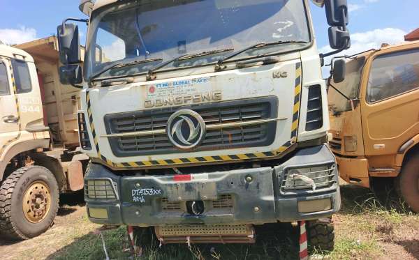 DONGFENG  DUMPER TRUCK  8X4