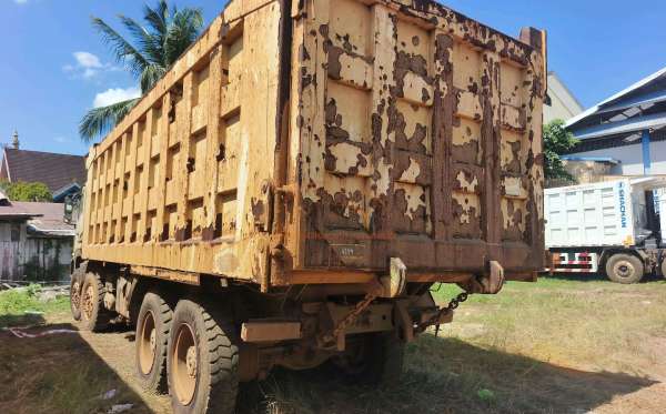 DONGFENG  DUMPER TRUCK  8X4