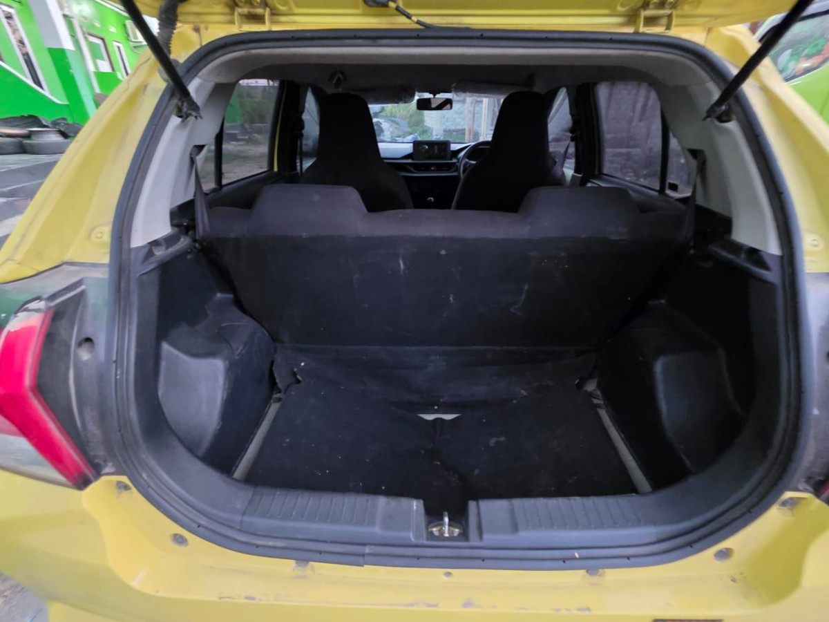 DAIHATSU AYLA  1.0 X