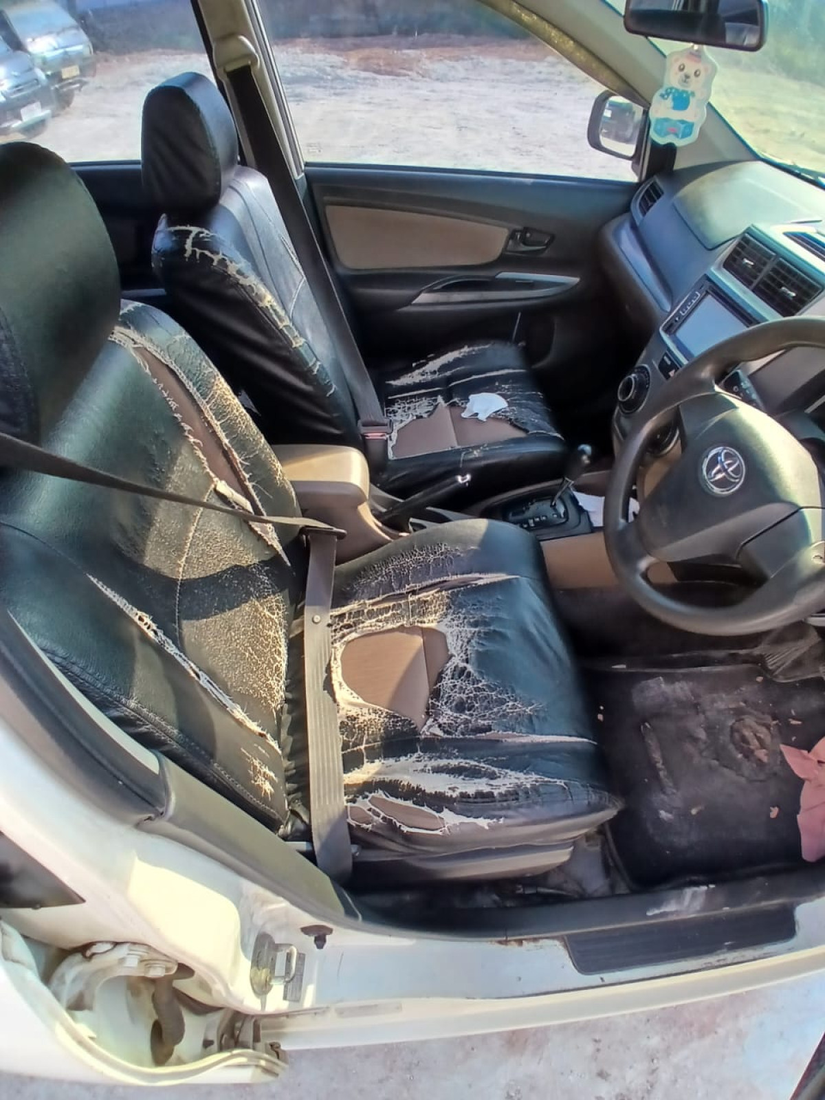 TOYOTA AVANZA  1.3 G