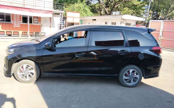 HONDA  MOBILIO  DD4 1.5E