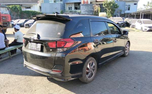 HONDA  MOBILIO  DD4 1.5E