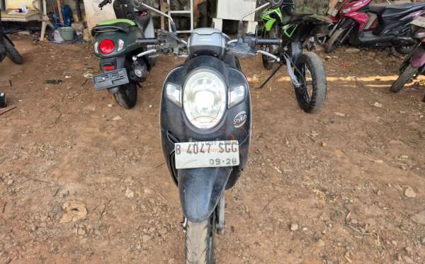 HONDA SCOOPY