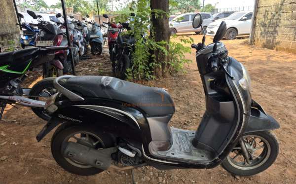 HONDA SCOOPY
