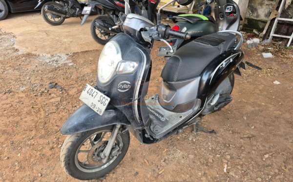 HONDA SCOOPY
