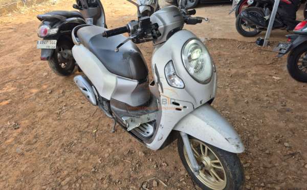 HONDA SCOOPY