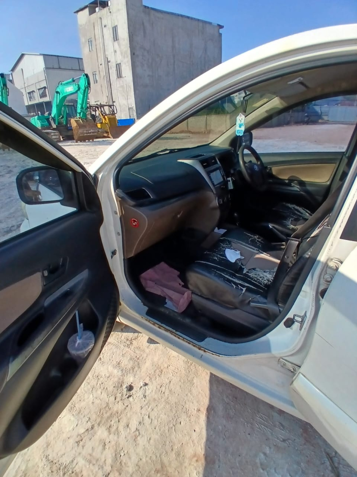 TOYOTA AVANZA  1.3 G