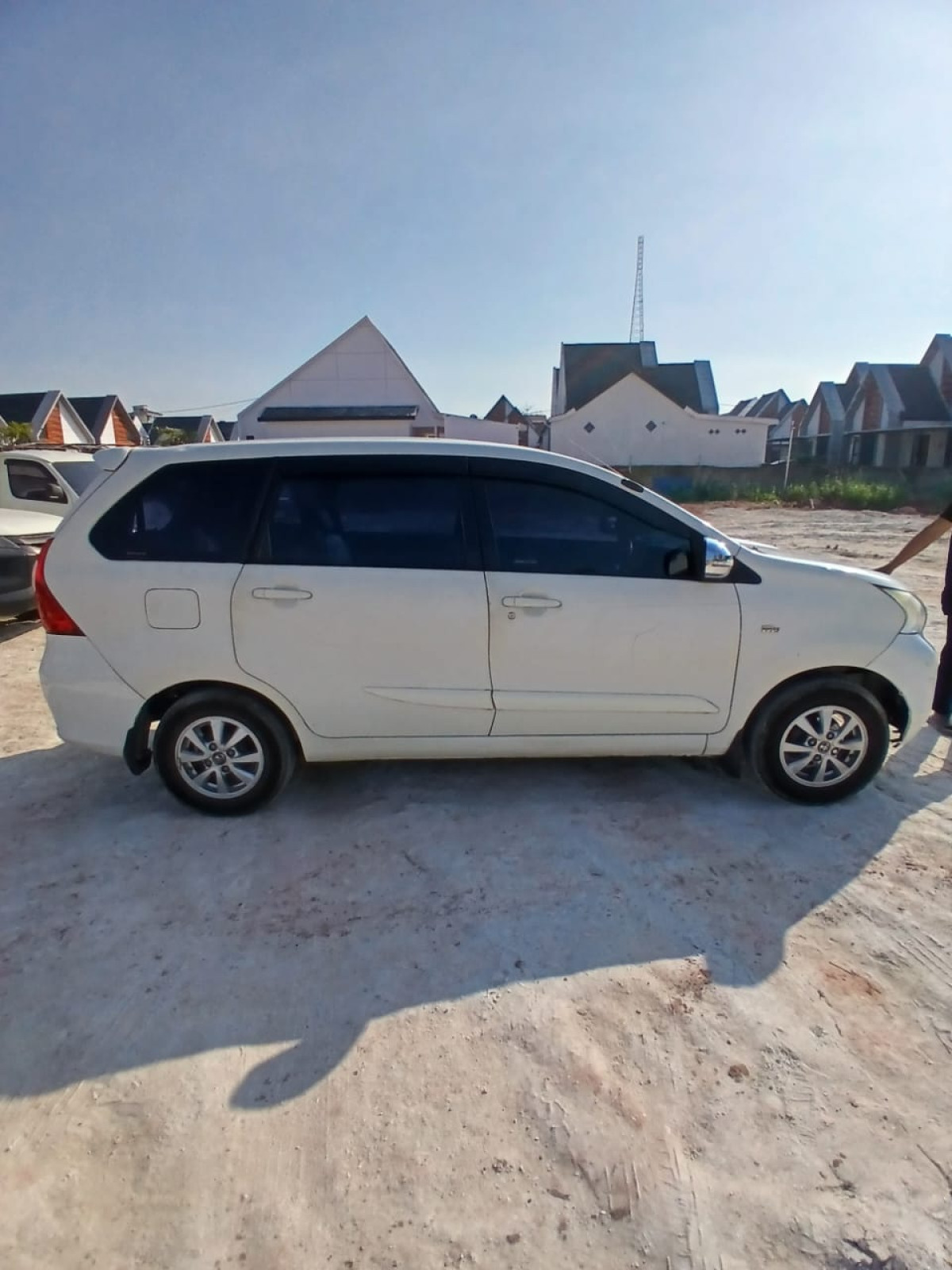TOYOTA AVANZA  1.3 G