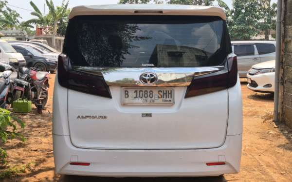 TOYOTA ALPHARD 2.5 X