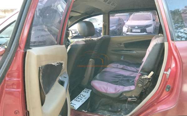 TOYOTA AVANZA 1.3 G