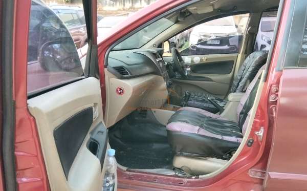 TOYOTA AVANZA 1.3 G