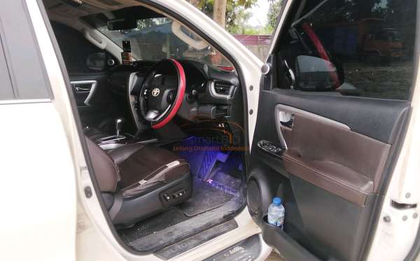 TOYOTA FORTUNER 2.4 VRZ