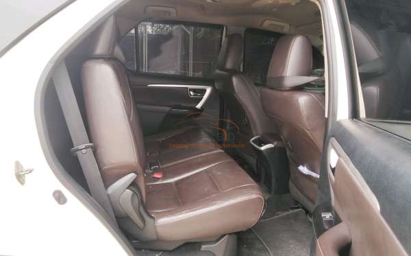 TOYOTA FORTUNER 2.4 VRZ
