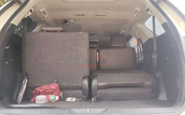 TOYOTA FORTUNER 2.4 VRZ