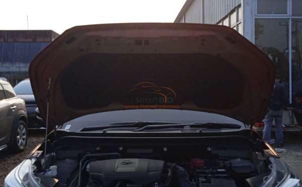 TOYOTA YARIS 1.5 S