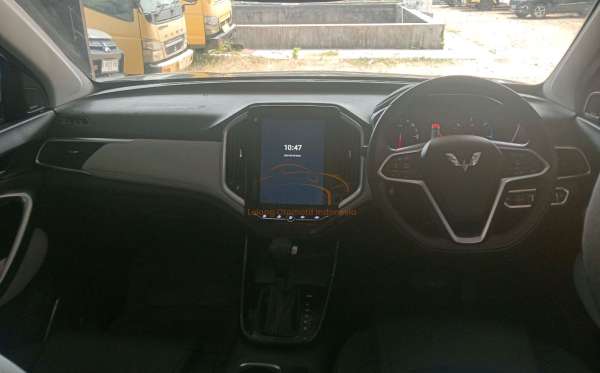 WULING Almaz 1.5LT LUX + SC CVT (4X2) A/T