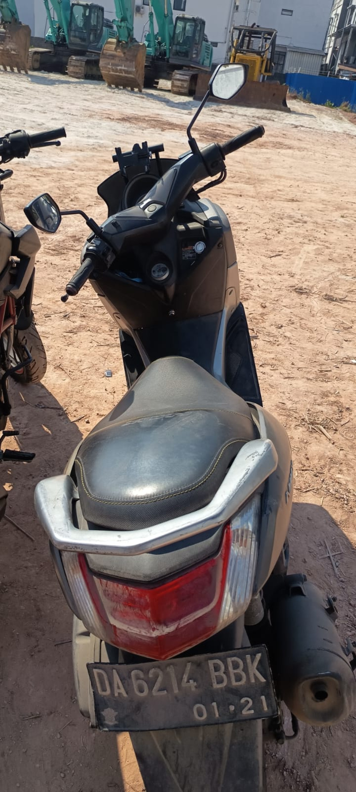 YAMAHA NMAX