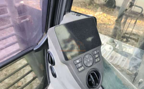EXCAVATOR EXCAVATOR CX210C