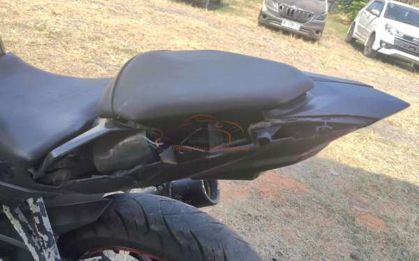 HONDA CBR 150 R