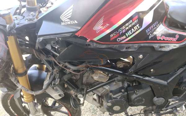 HONDA CBR 150 R