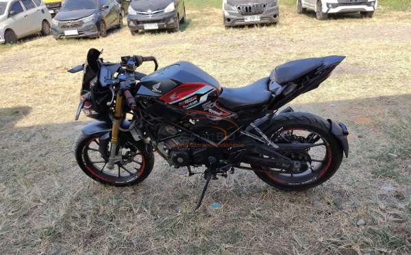HONDA CBR 150 R
