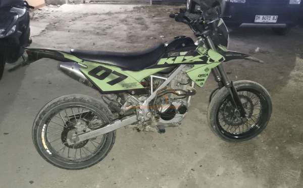 KAWASAKI LX 150
