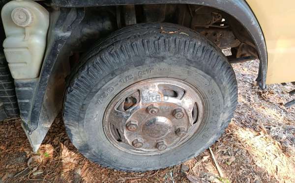MITSUBISHI  FE  74 HDV