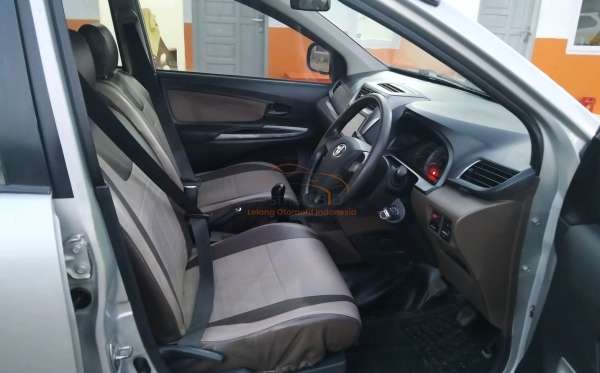 TOYOTA AVANZA 1.3 G
