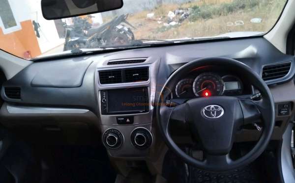 TOYOTA AVANZA 1.3 G