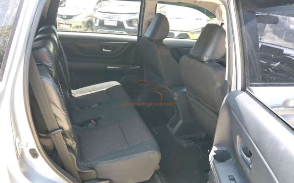 TOYOTA AVANZA 1.5 G
