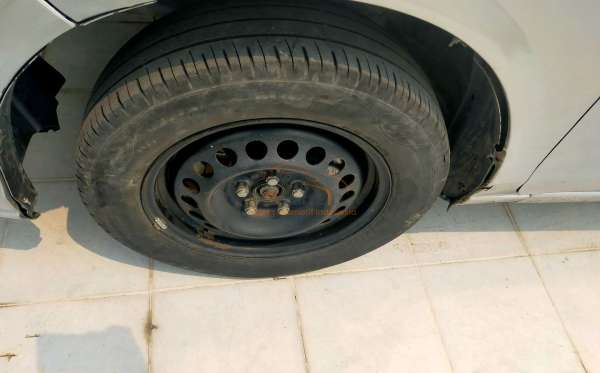 TOYOTA AVANZA 1.3 E