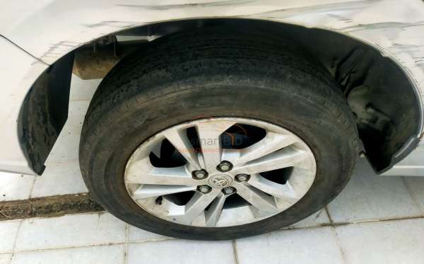 TOYOTA AVANZA 1.3 E