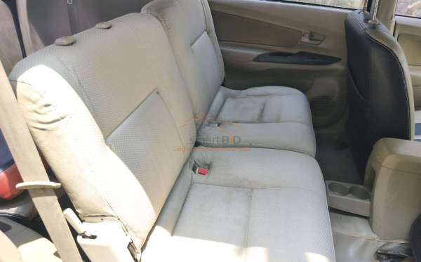 TOYOTA AVANZA 1.5 G