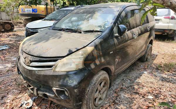 TOYOTA AVANZA 1.5 G
