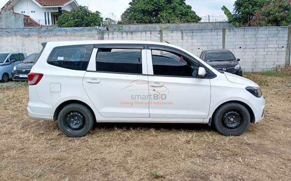 WULING  CONFERO  1.5 (4X2)