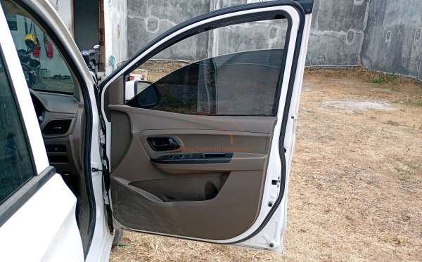 WULING  CONFERO  1.5 (4X2)