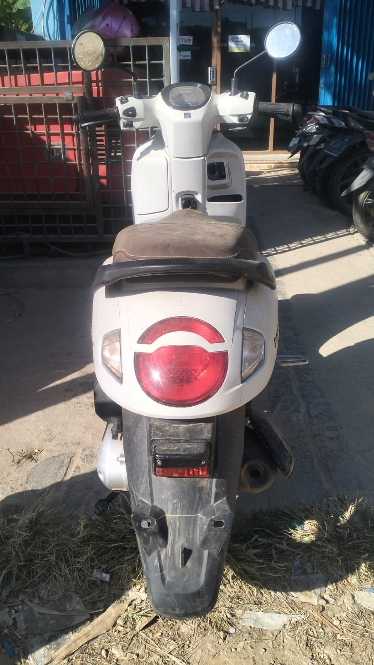 HONDA SCOOPY PRESTIGE