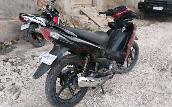 YAMAHA JUPITER Z1 CW